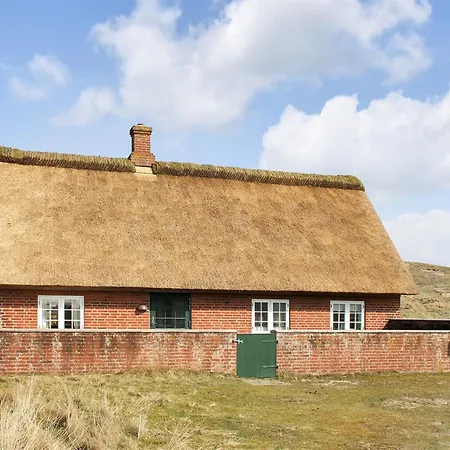 Iivari - 1-5km From The Sea By Interhome בית נופש