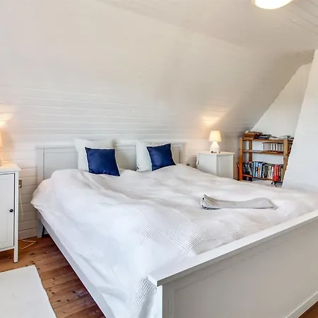 בית נופש Iivari - 1-5km From The Sea By Interhome *