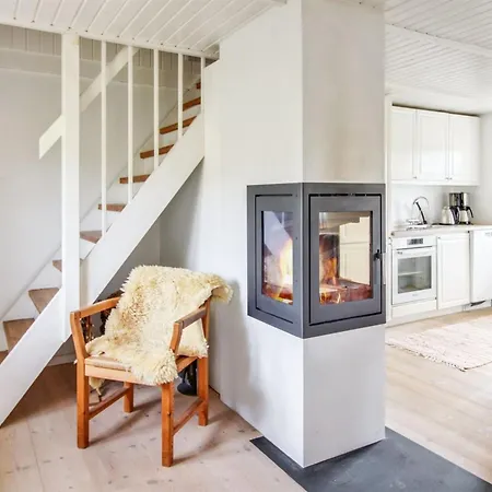 Iivari - 1-5km From The Sea By Interhome