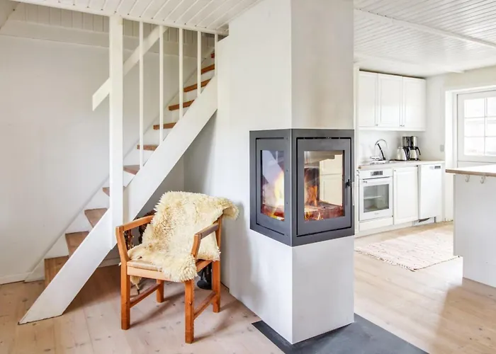 Iivari - 1-5km From The Sea By Interhome