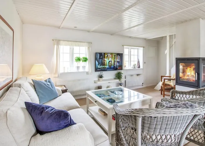 Dom wakacyjny Iivari - 1-5km From The Sea By Interhome Fanø